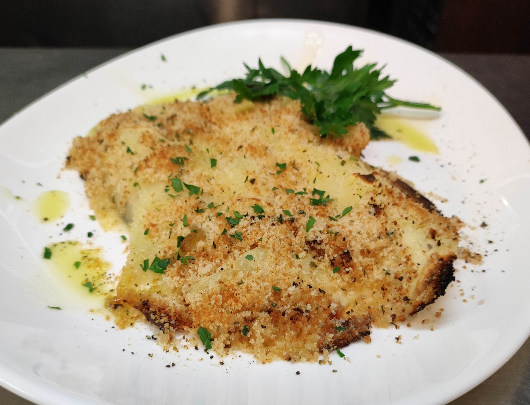 Filetto di branzino in crosta