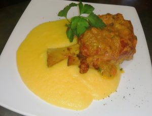 Stinco con polenta