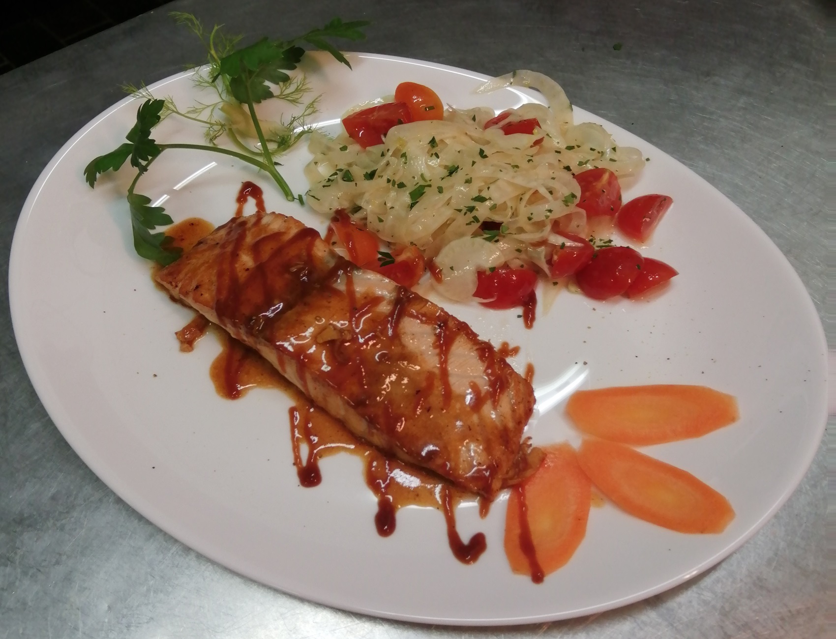 Salmone alla plancia