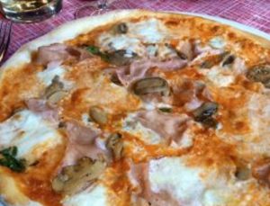 Prosciutto e funghi